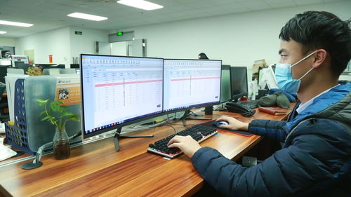 人臉識別設備結合體溫測量 防疫新利器還是潛在風險？